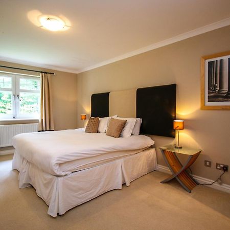 Turnberry Apartments Δωμάτιο φωτογραφία